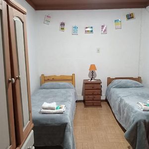 Habitación con 2 Camas Individuales
